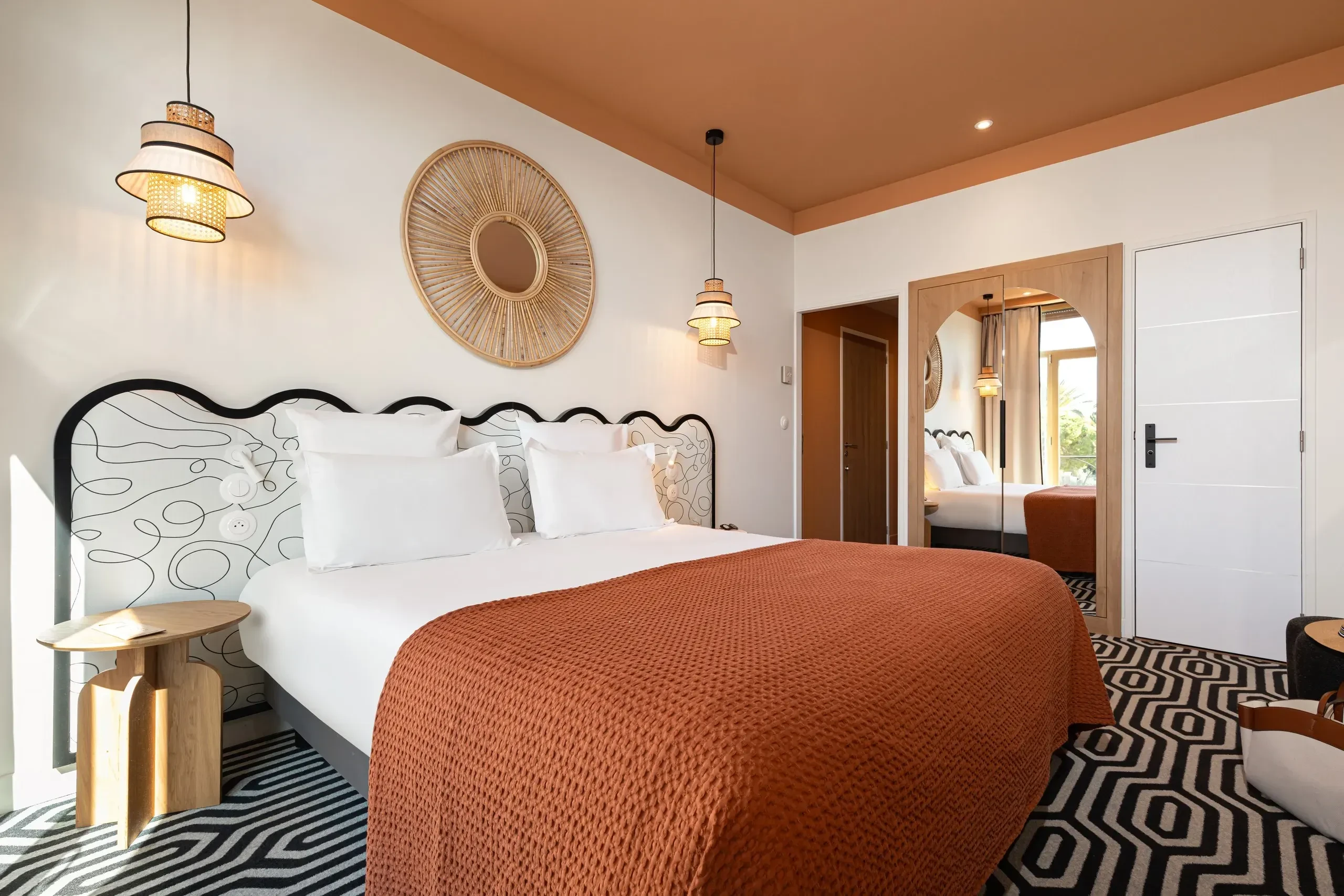 Chambre d'hôtel moderne avec décoration chaleureuse - Hôtel design Nice - Hôtel Albert 1er