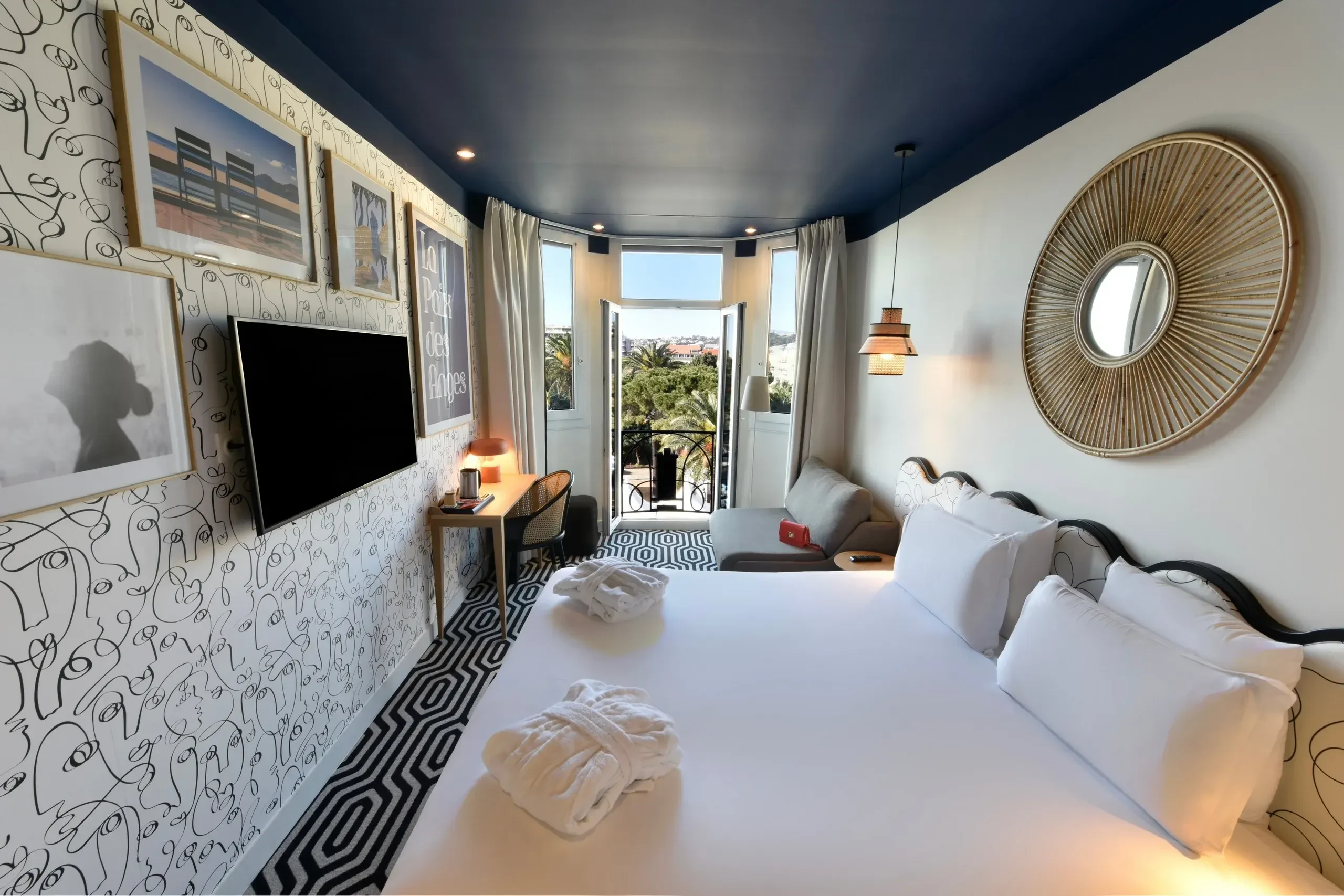 Chambre d'hôtel moderne avec vue panoramique - Hôtel design Nice - Hôtel Albert 1er